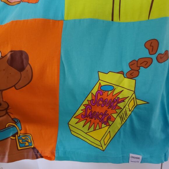 Rare Universal Studios Loungefly Scooby Doo Munchies Unisex Shirt Size Large NWT - Picture 8 of 13
